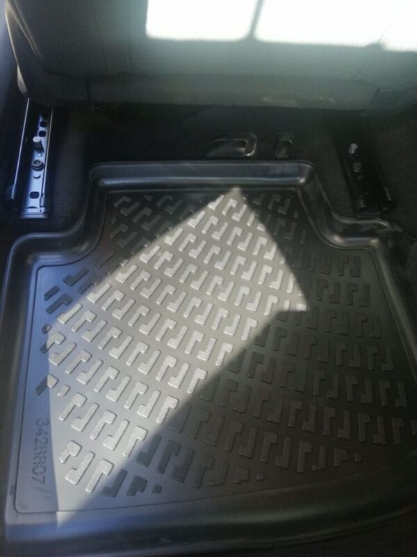 ROBUST 3D Gumeni patosnici korito Skoda Superb 2001-2008 МК1 - Image 6