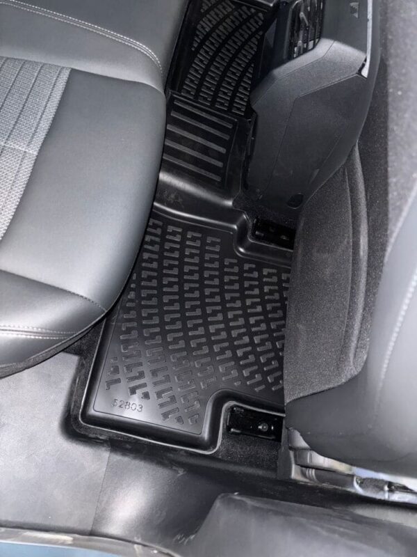 www.samad.mk-ROBUST 3D Gumeni patosnici korito Peugeot 3008 SUV 2024 - rear2