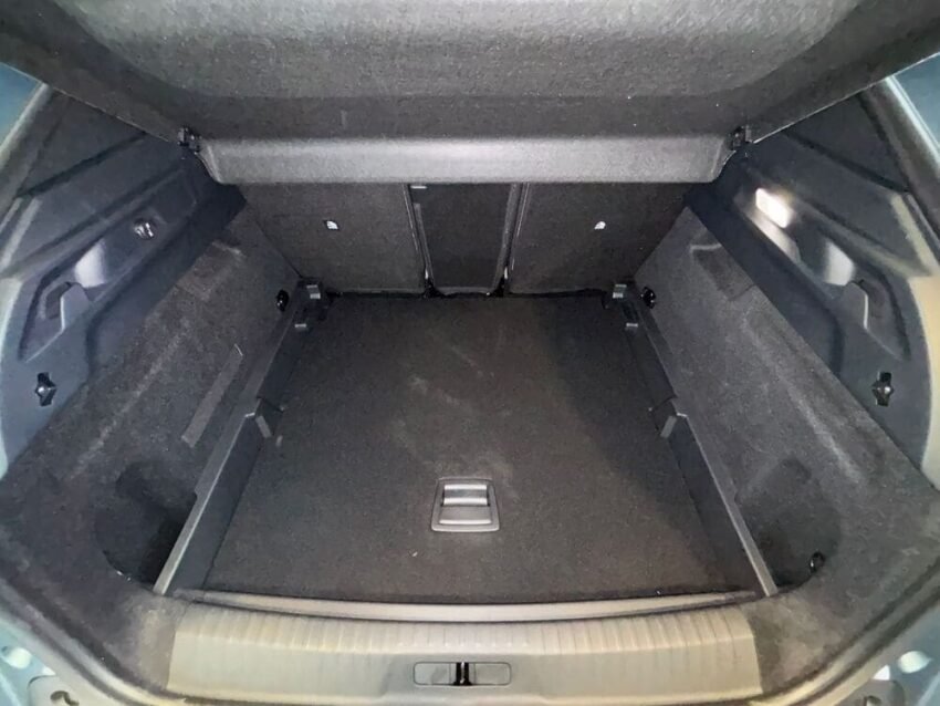 www.samad.mk-3D gumen patosnik za bagaznik za Peugeot 3008 lower 2024- Korito za gepek Robust za site vremenski uslovi-1