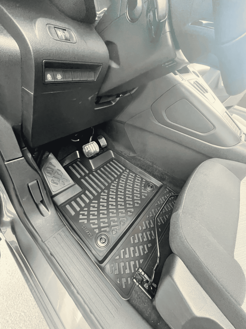 Peugeot Partner Rifter-Citroen Berlingo-Opel-Combo-E-Non XL 2018-Toyota-ProAce-City-2019-Fiat-Doblo-2022-driver_ROBUST 3D Gumeni patosnici korito