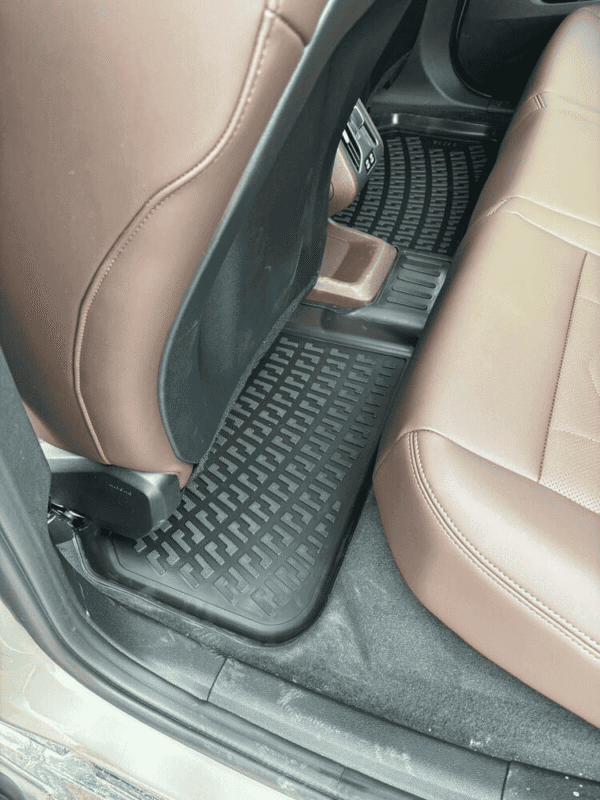 bmw-x1-u11-phev-2022-Bmw IX1 U11-rear_ROBUST 3D Gumeni patosnici korito