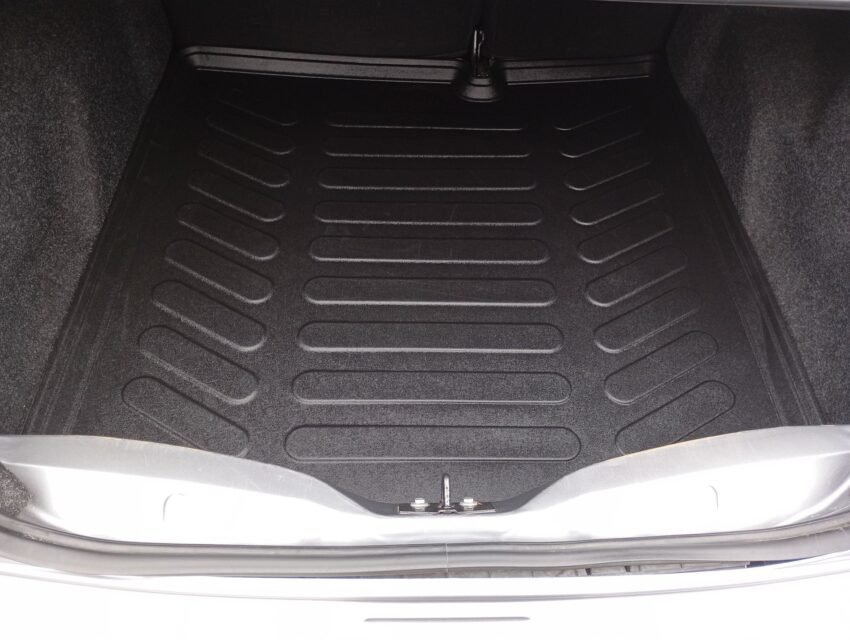citroen-c-elysee-Peugeot-301-2012-_3D-ROBUST-Patosnica-za-gepek-korito