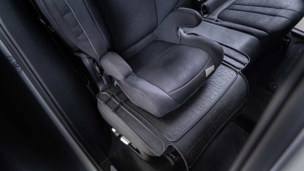 12. Kidmat-zastita za detsko sediste-www.samad.mk