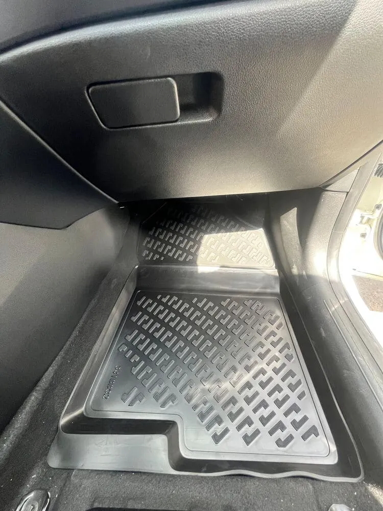 hyundai-i20-2008-2014-www.samad.mk-suvozac